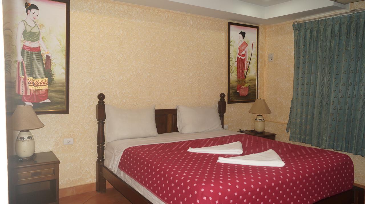 Queen Victoria Inn Патая Екстериор снимка